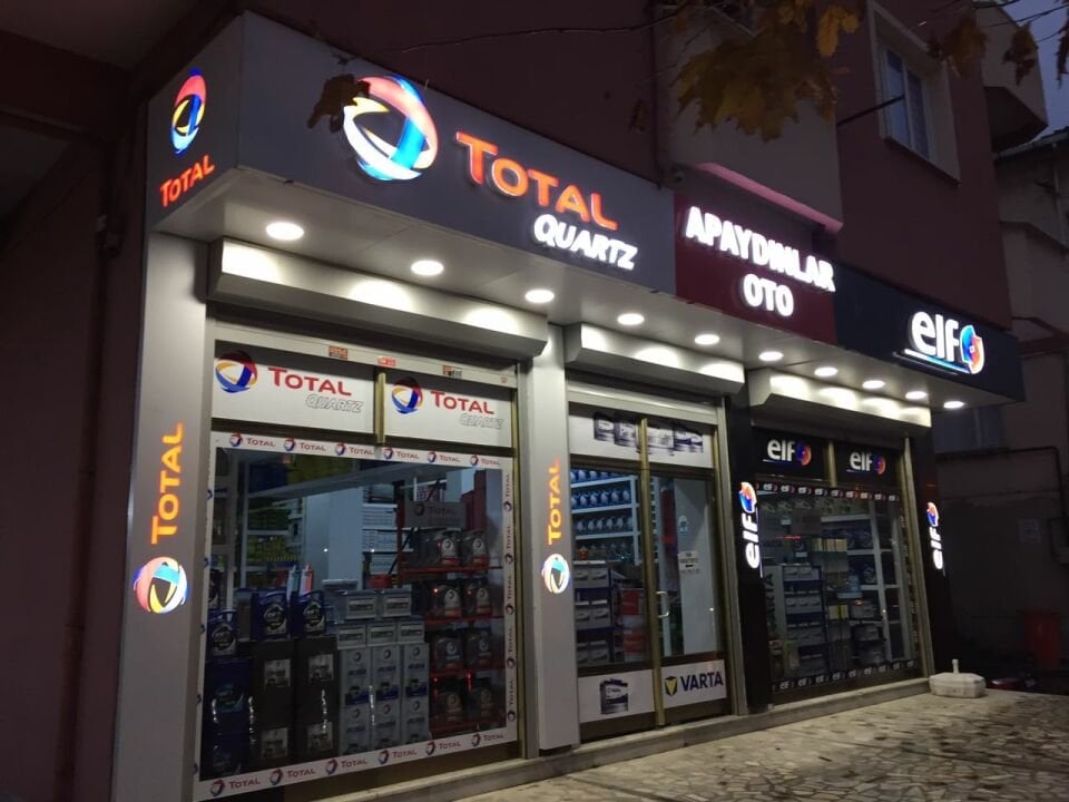 12V 52 Ah Amper 470A Varta Akü Blue Dynamic C22